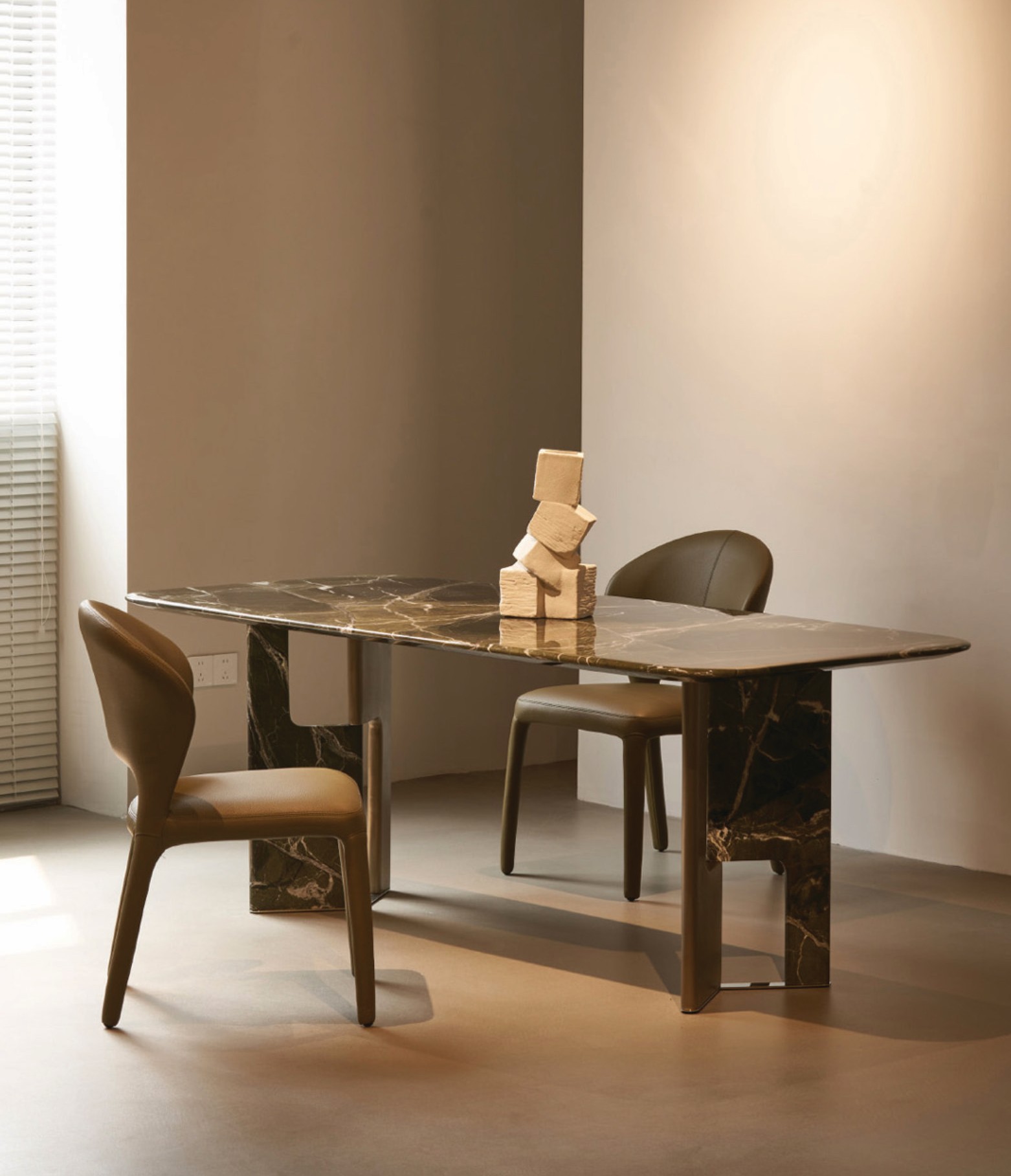 galleryImage